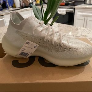 NEW!! Adidas Yeezy Boost 380 Calcite Glow